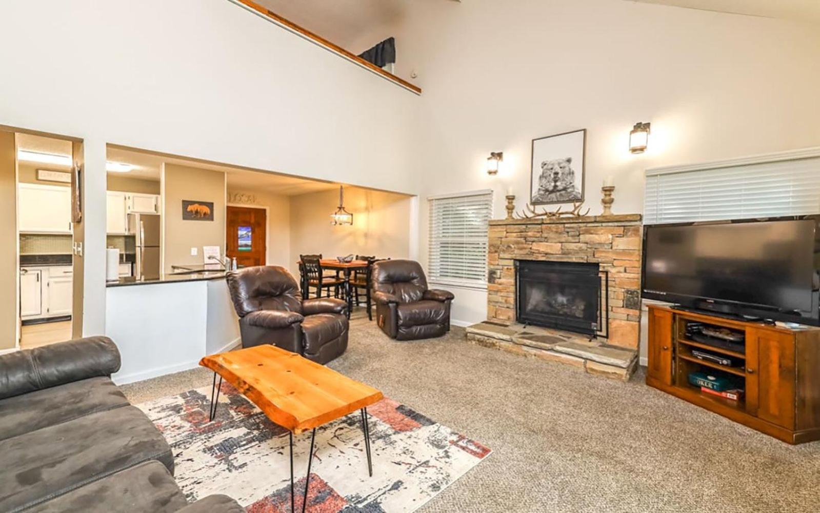 Mountain Bliss Villa Gatlinburg Exterior photo